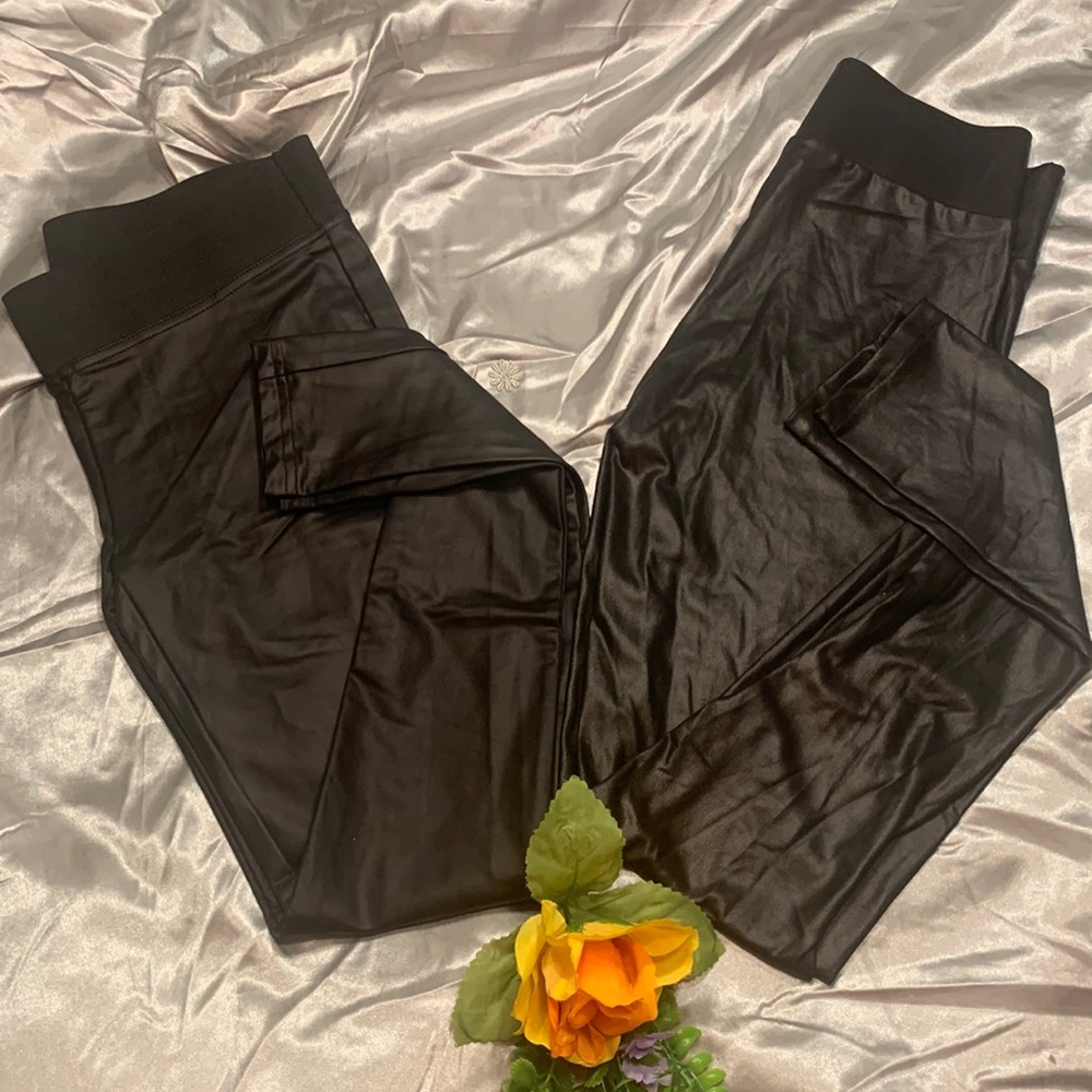 🌹Vera Wang & Cello Jeans Faux Leather Pull On Black Leggings Bundle